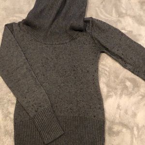 Turtle neck long shirt